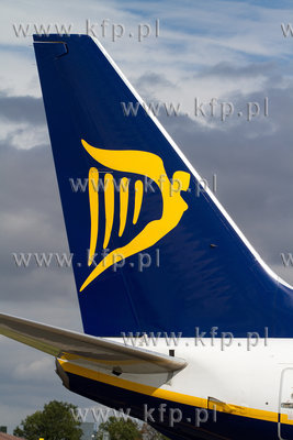 Gdansk,Rebiechowo. Nz. Boeing 737-800 linii Ryanair....