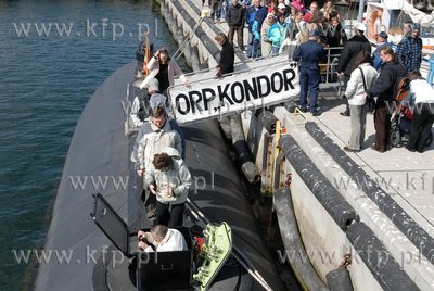 Oktet podwodny ORP Kondor zostal udostepniony zwiedzajacym...