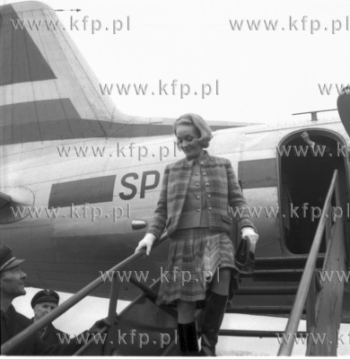 Marlena Dietrich na lotnisku w Gdansku - Wrzeszczu....