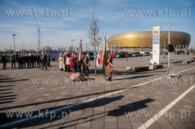 Promenada przed Stadionem Energa Gdańsk. Uroczystość...