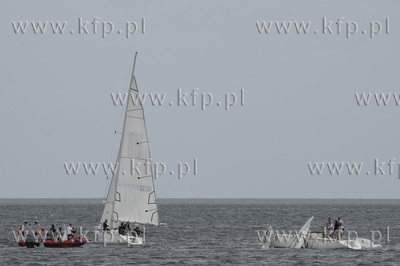 Sopot. 14. Regaty Sopot Match Race 2017. Kolizja jachtu...