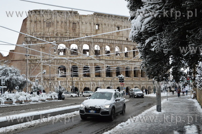 Prawdziwa zima i śnieg w lutym Rzymie to nietypowe...