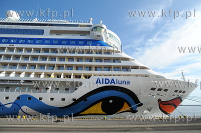 Wycieczkowiec AIDAluna odwiedzil dzis port w Gdyni....