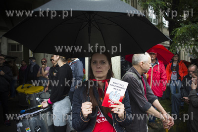 2 to nie 3!. Manifestacja pod gdańskim biurem PiS.
26.07.2017
fot....