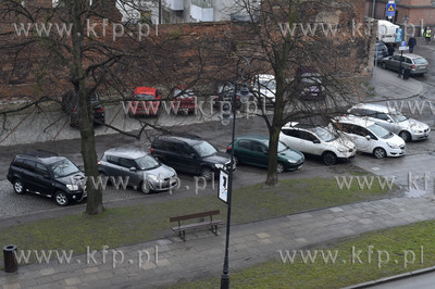 Gdańsk. Parking "Pod Murem" na ul. Podwale Staromiejskie...