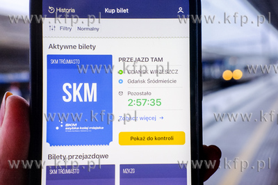 Bilet elektroniczny na SKM w aplikacji  "Jak dojadę"....