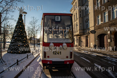 Gdańsk, Dolne Miasto, ul. Wróbla. Nz. Zabytkowy tramwaj...