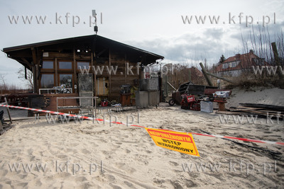 Gdansk. Spłonęła tawerna Klipper w Jelitkowie. 29.03.2022...