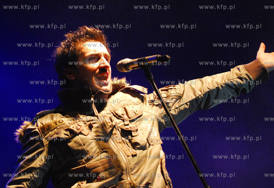 Final XVII WOSP rozpoczal sie w Szczecinie. NZ. ZAKOPOWER...