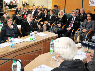 Podczas Sesji Rady Miasta Gdyni jednoglosnie uchwalono...