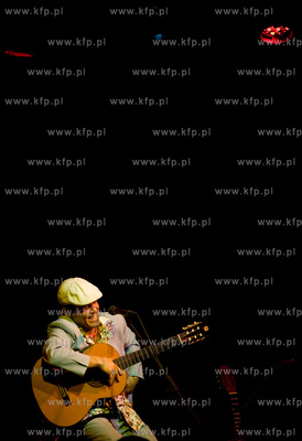 Scena Muzyczna Gdansk. Koncert kubanskiego muzyka Jose...