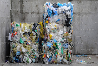 Dodatkowe urzadzenia odgazowujace majace usprawnic...