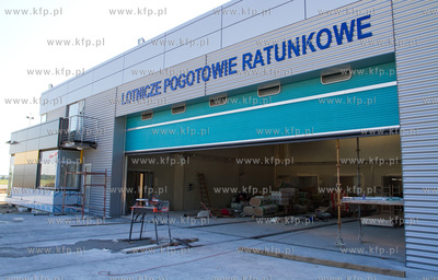 Port Lotniczy Gdansk im. Lecha Walesy. Nz. Nowo budowana...
