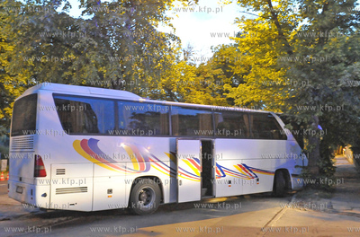 Sopot. Ulica Haffnera. Okolo godziny 21 autokar turystyczny...