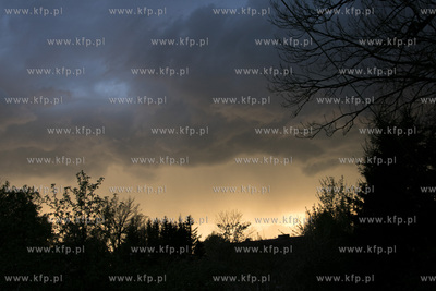 Burzowe niebo nad Warmia.30.04.2018 Fot. Daniel Sloboda...