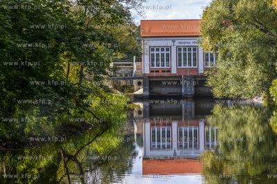 Elektrownia wodna Prędzieszyn na rzece Raduni w Straszynie...