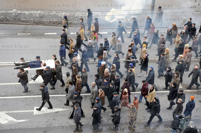 Realizacja filmu Czarny Czwartek na rogu ul. 10 Lutego...