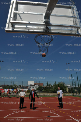 Gdansk, Suchanino. Otwarcie nowoczesnego boiska - kompleksu...