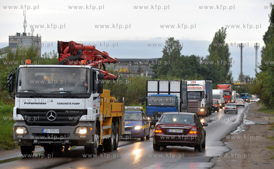 Mieszkancy Trojmiasta walcza o budowe drogi, ktora...