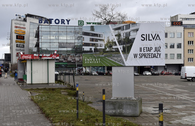 Gdynia. Parking na ul. Władyslawa IV, przed Centrum...