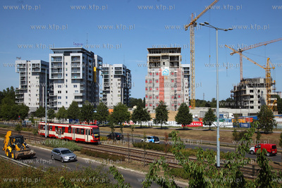 Zespol wiezowcow CityPark na gdanskiej Zaspie. 07.08.2014...
