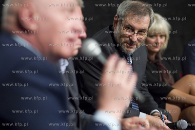 Gdynia. Festiwal Filmowy w Gdyni. Debata miesięcznika...