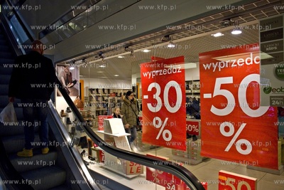 Centrum handlowe Manhattan. Wyprzedaże.
29.12.2015
fot....