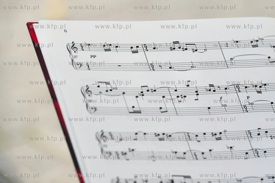 Gdańsk. Przedproża Dworu Artusa. Prawykonanie utworu...