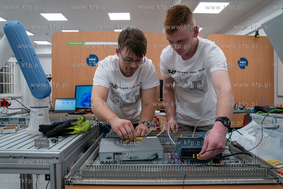 Zespół Szkół Łączności w Gdańsku. II Ogólnopolskie...