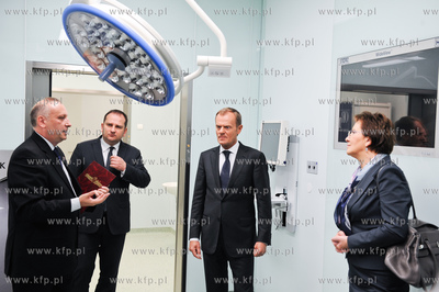 Gdansk. Uroczystosc zakonczenia budowy Centrum Medycyny...