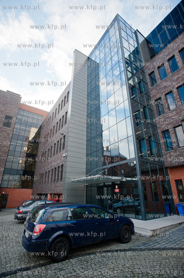 Gdansk. Budynek Sadu Okregowego przy ul. 3 Maja.
03.12.2012
fot....