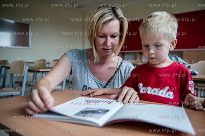 Gdansk. Kokoszki. Dzien otwarty nowo powstalej Pozytywnej...