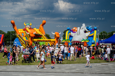 Gdansk. Teren przy Stadione Energa. Festyn Rodzinny...