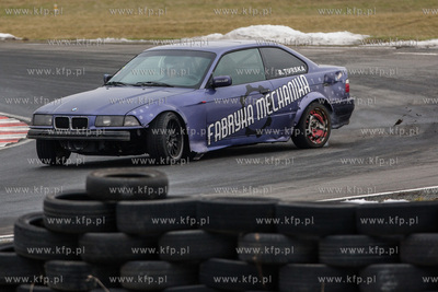 Pszczółki. Ośrodek Doskonalenia Techniki Jazdy PORD...