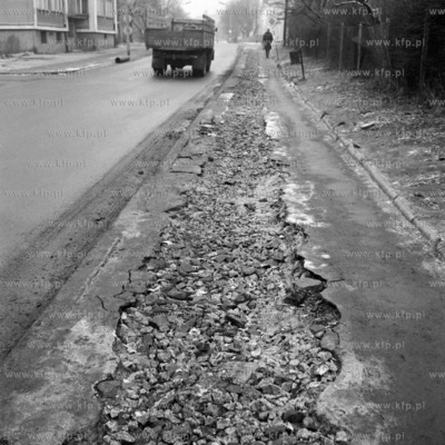 Ulica Toruńska w Gdańsku Śródmieściu. 1.12.19761grudzien76_z.kosycarz_p2Fot....