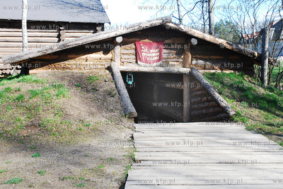 Centrum Edukacji i Promocji Regionu w Szymbarku. Nz....