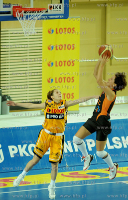 Hala Sportowo Widowiskowa w Gdyni. Mecz Ford  Germaz...