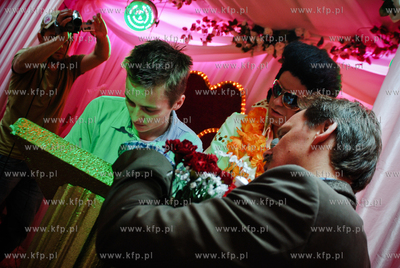 Swiatynia Milosci autorski projekt Robert Rumasa i...