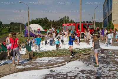 Gdansk, Morena. Przy Zespole Ksztalcenia Podstawowego...
