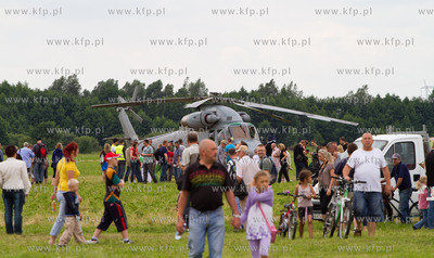 Festyn lotniczy z okazji 100-lecia lotnictwa w Elblagu....
