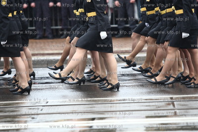 Kaliningrad , Rosja 09.05.2014 Parada na Placu Zwyciestwa...
