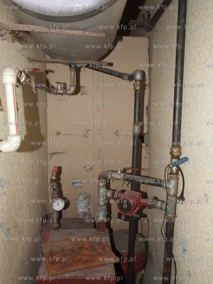 Mieszkanie niepelnosprawnego Pawla przed remontem....