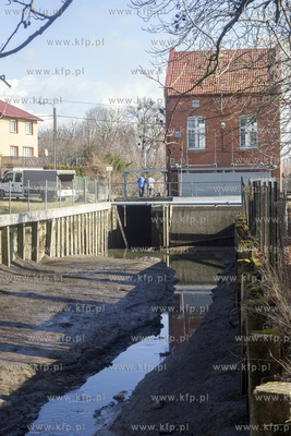Ze wzgledu na prace konserwatorskie Elektrowni Wodnej...