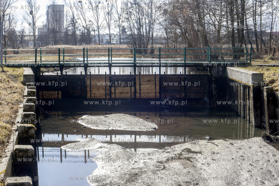 Ze wzgledu na prace konserwatorskie Elektrowni Wodnej...