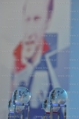 Gdynia Muzeum Emigracji w Gdyni.  Uroczystosc wreczenia...