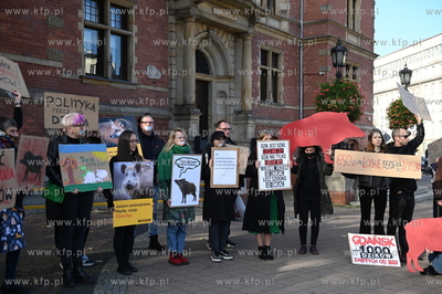 Siedziba Rady Miasta Gdańska. Protest aktywistów...