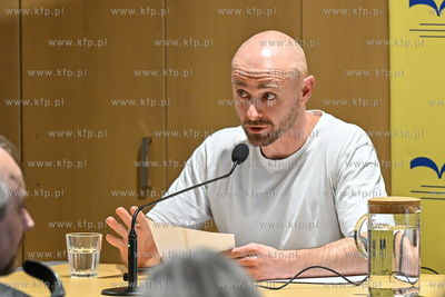 Miejska Biblioleta Sopocka - SOPOTEKA. Teatr Przy Stole:...