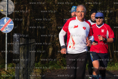 Biało-czerwony parkrun na terenie Parku Kulturowego...