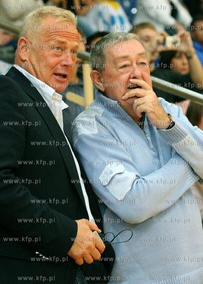 Sopot, hala 100-lecia. Mecz towarzyski UM Sopot vs...