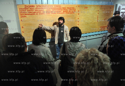 Noc Muzeow w Gdansku. Wystawa Drogi do Wolnosci. Zwiedzajacy...